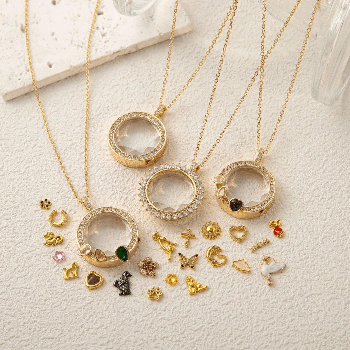 The Gem Halo Locket - Ava Delora